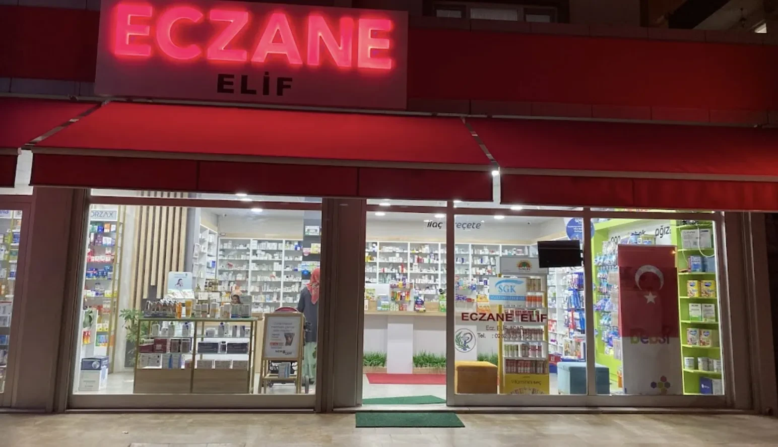 Elif Eczanesi