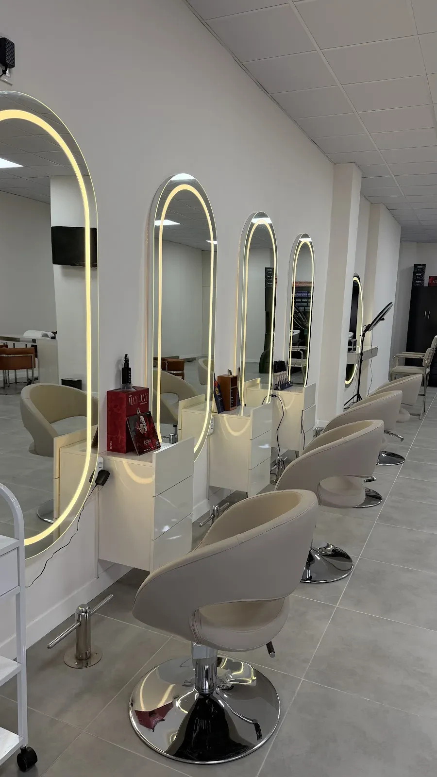 LADY KOKA BEAUTY CENTER