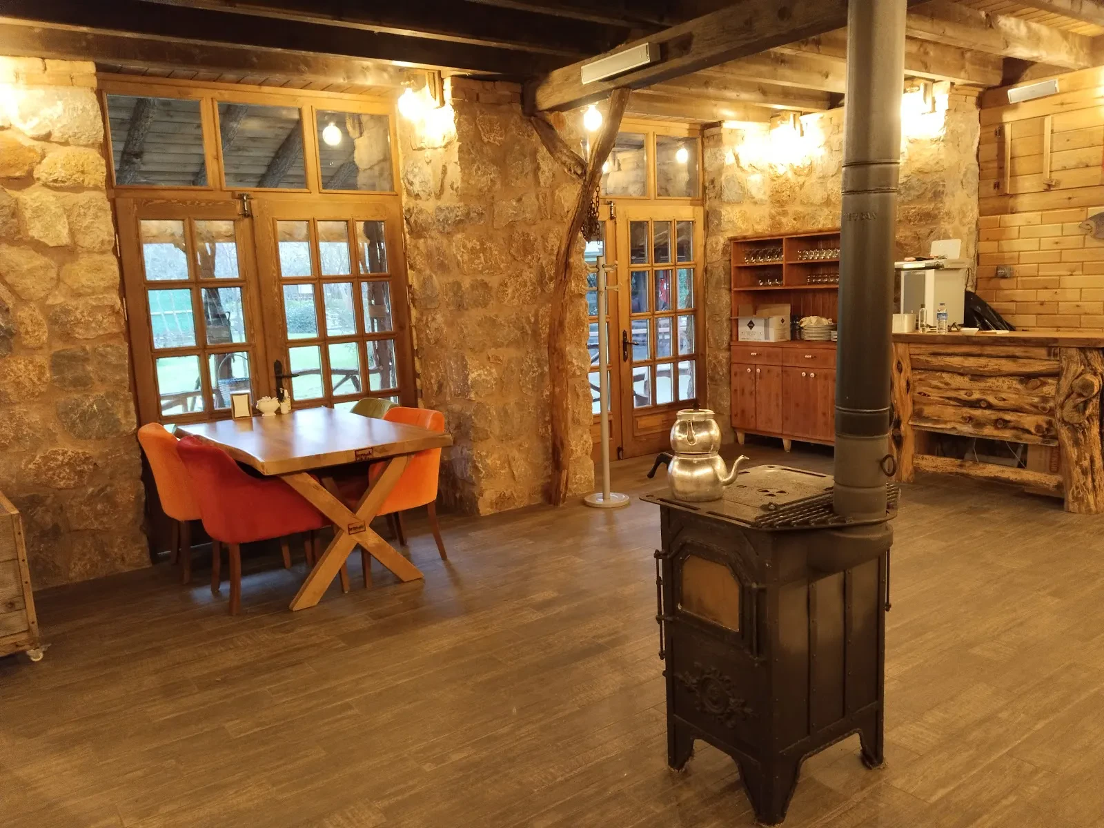 Irmak Restoran