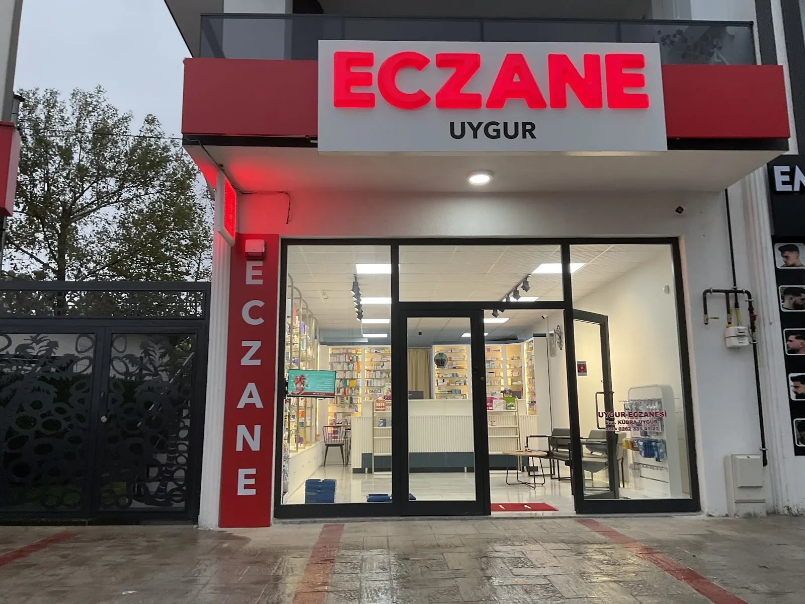 UYGUR ECZANESİ