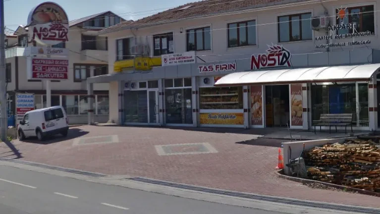 NOSTA KOKOREÇ