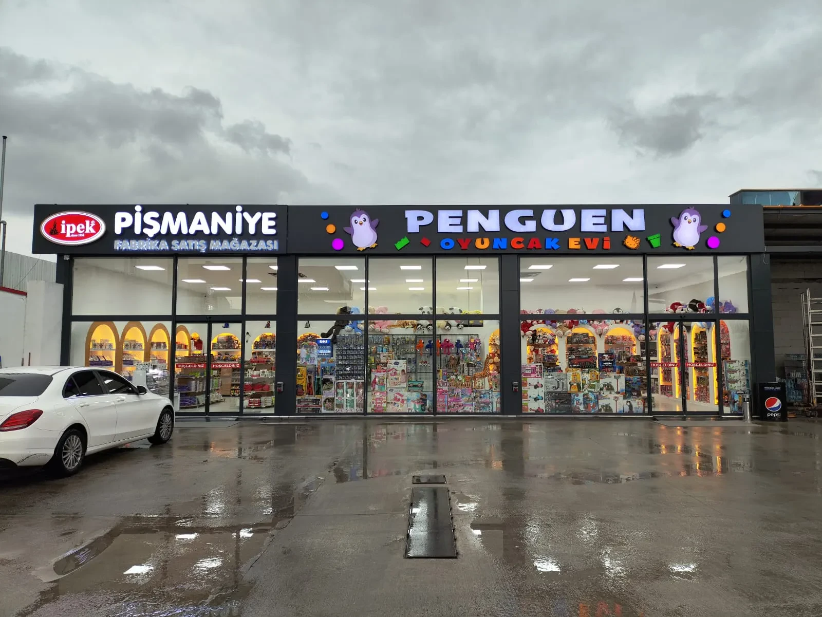 Penguen Oyuncak Evi