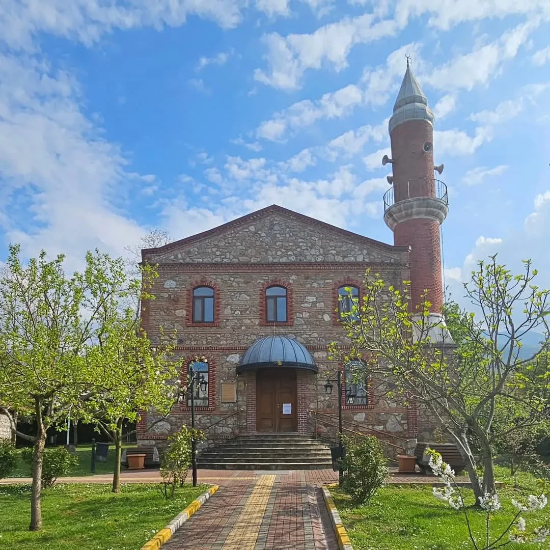 Hikmetiye Cami