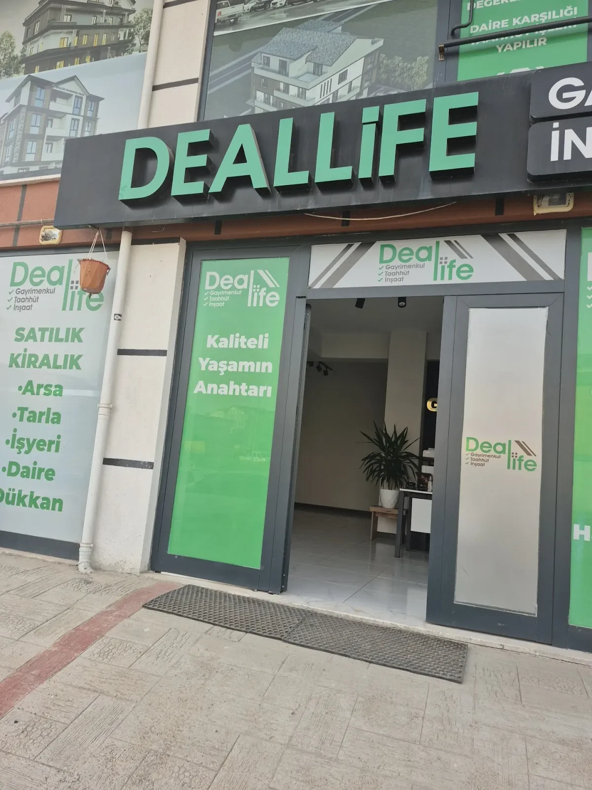 Deal Life Gayrimenkul