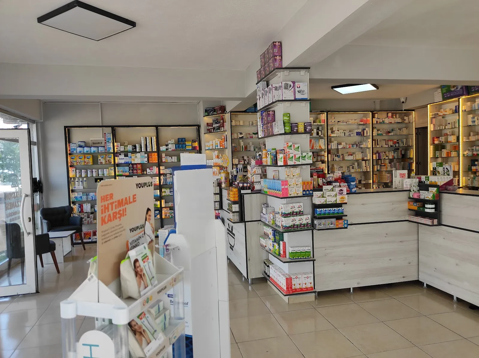 İstasyon Eczanesi