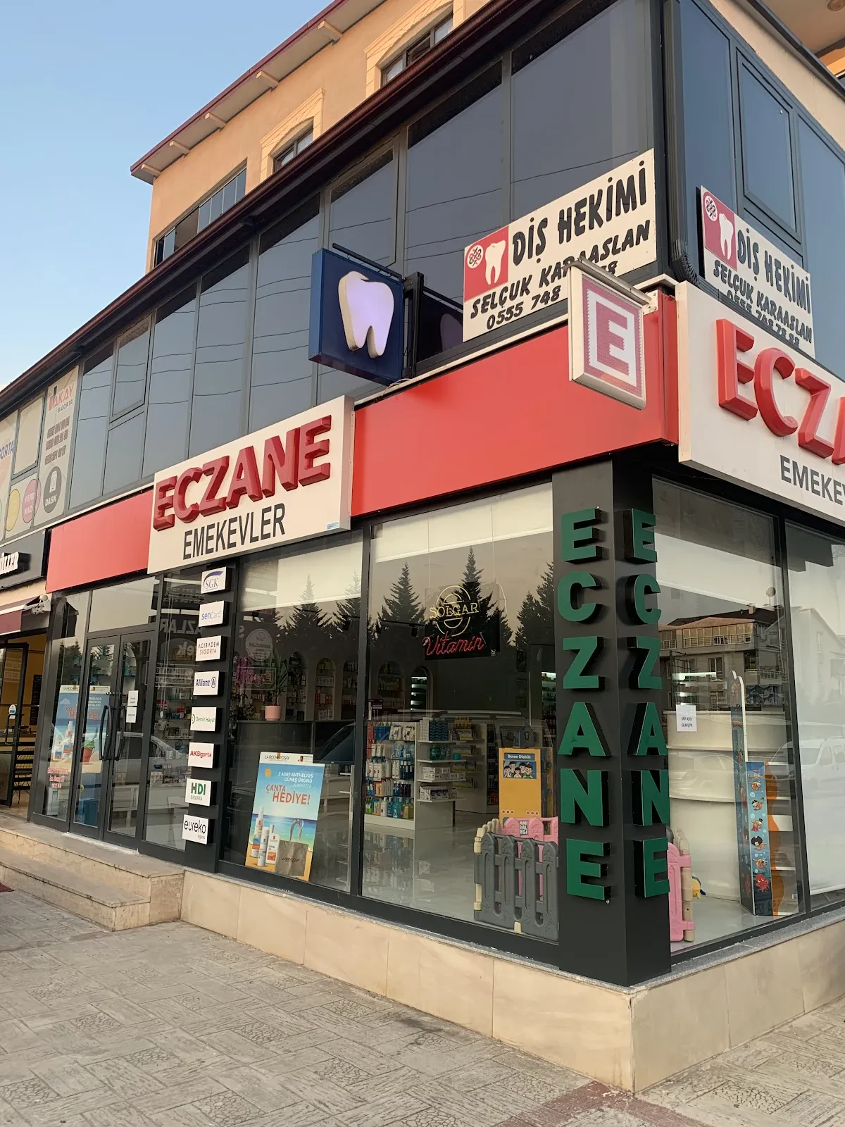 Emekevler Eczanesi fotoğraf 2