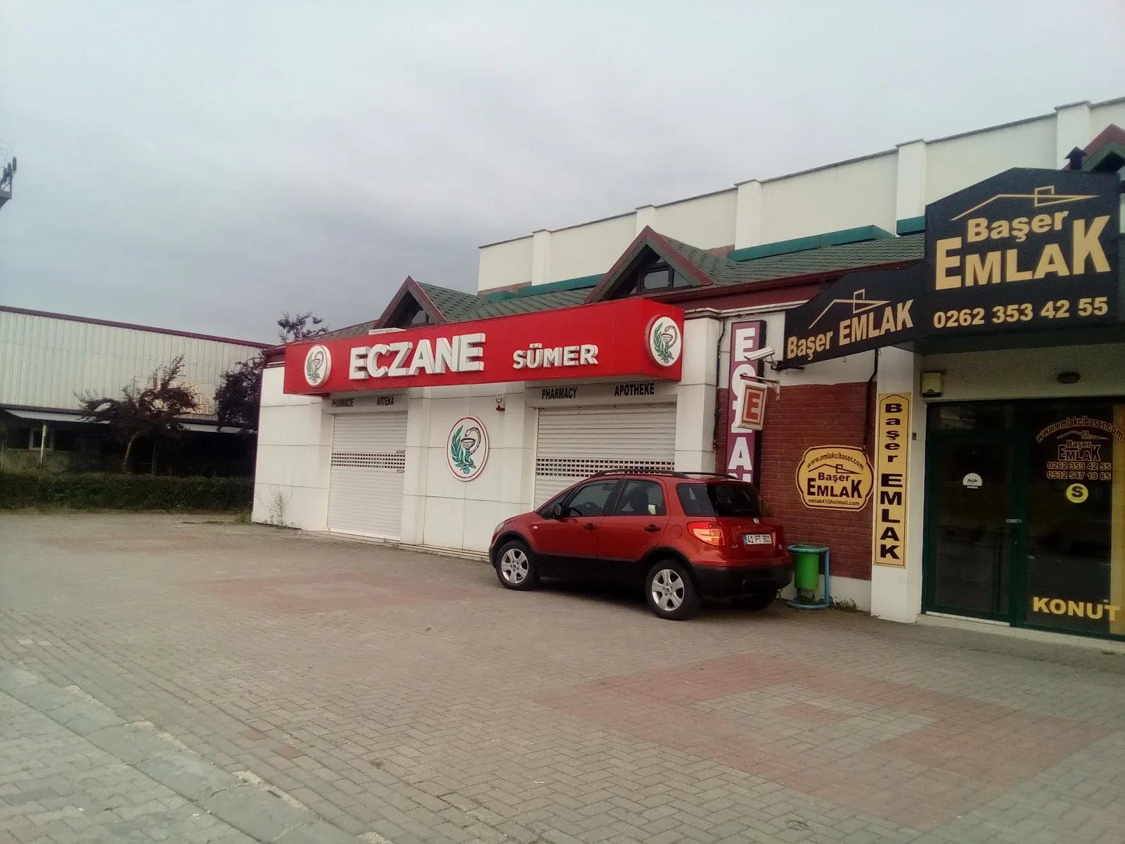Sümer Eczanesi fotoğraf 3