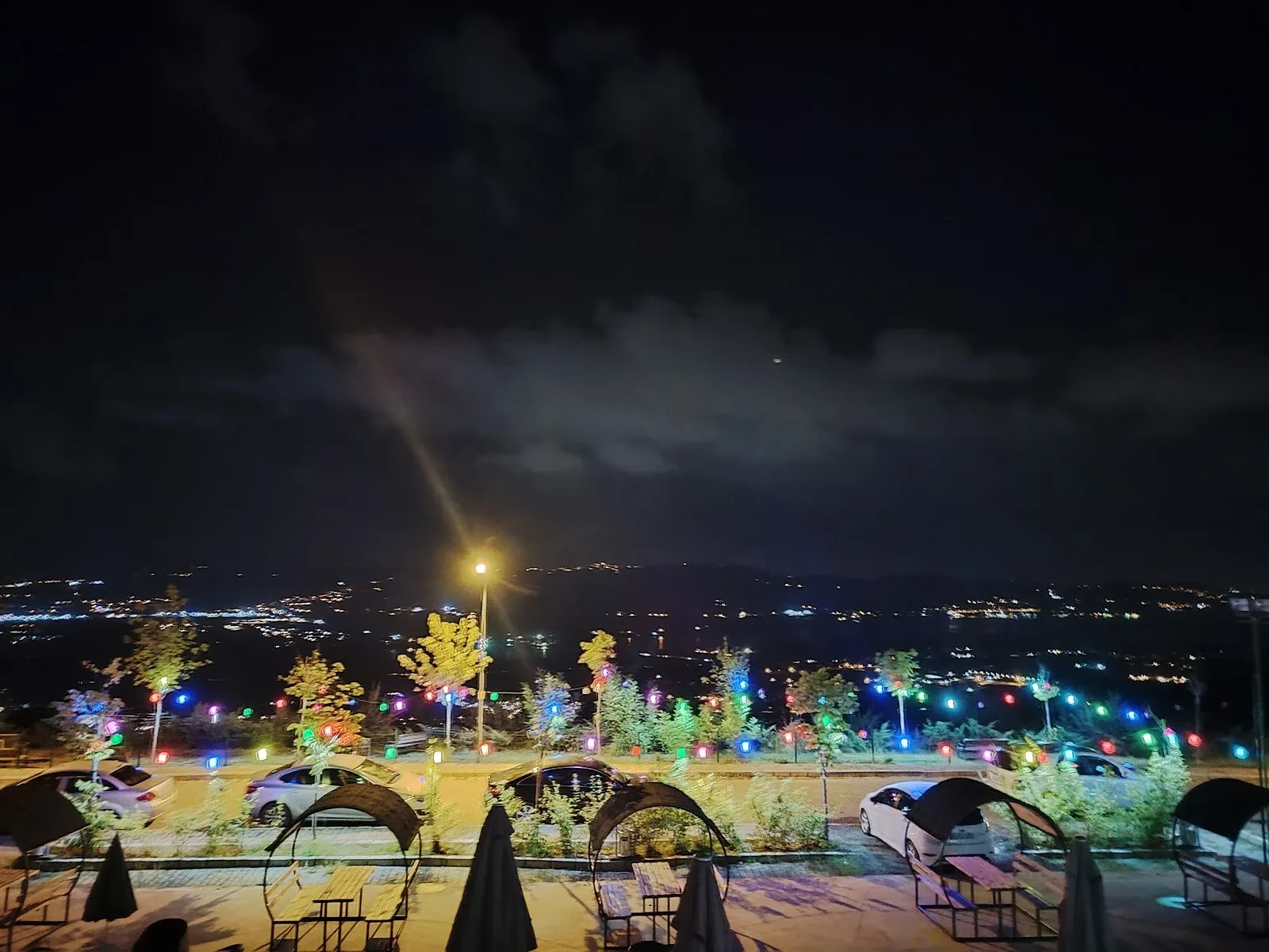 Kartepe Mesleki ve Anadolu Teknik Lisesi Uygulama Oteli fotoğraf 3