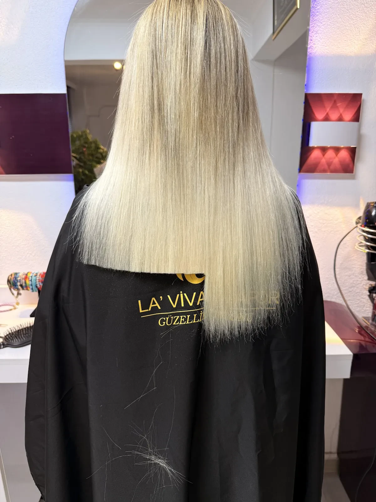 LA'VİVA KUAFÖR & GÜZELLİK SALONU
