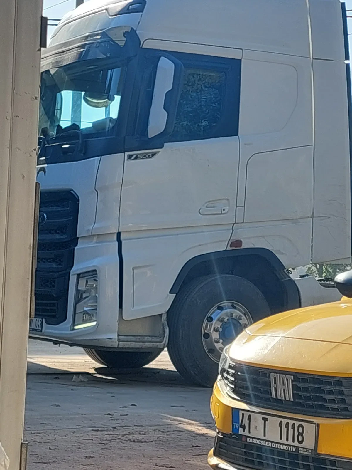 GÜRSA OTO ELEKTRİK VE TAKOGRAF SERVİSİ fotoğraf 4