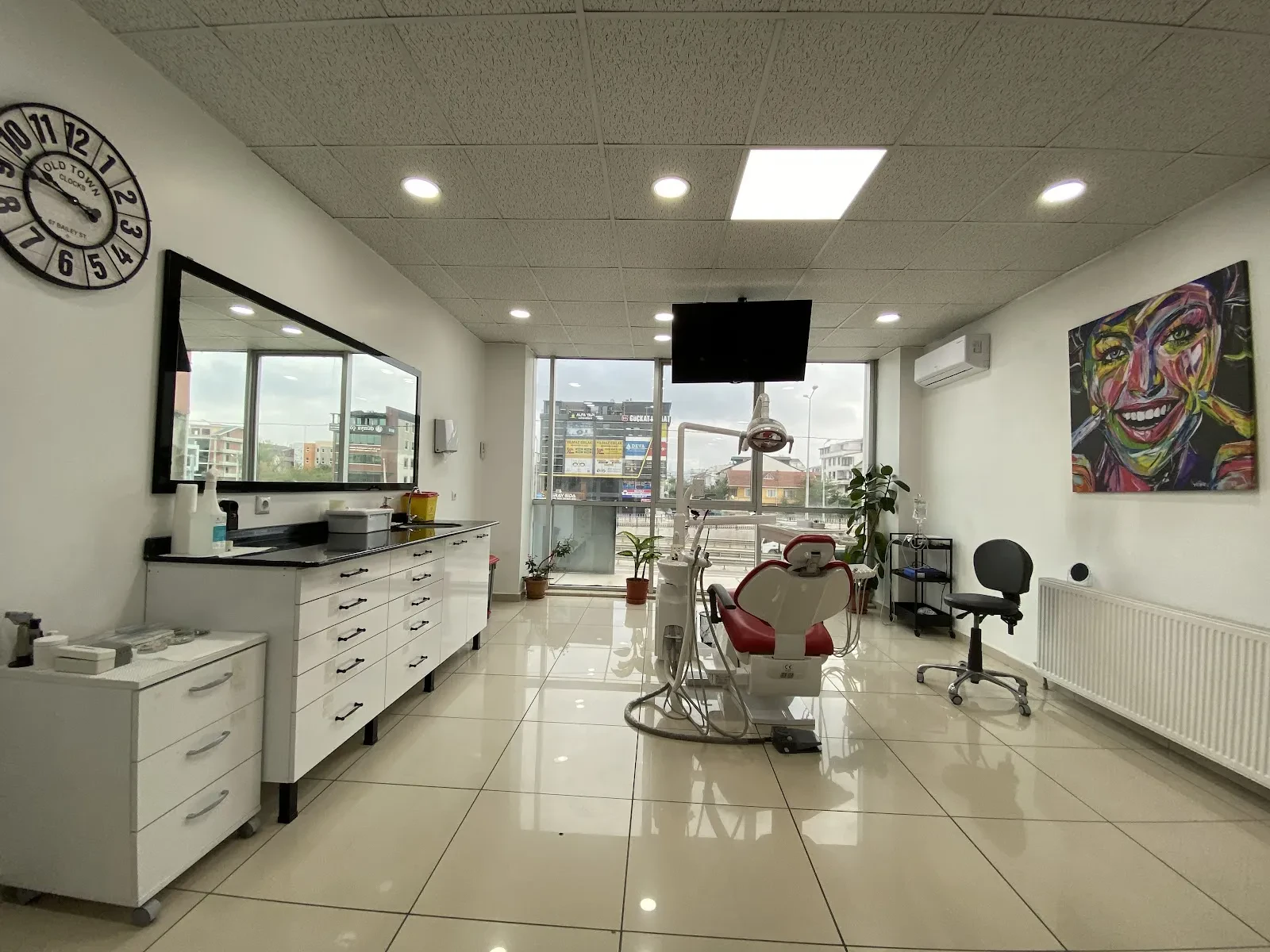 ÖZEL KOCAELİ ELİT AĞIZ VE DİŞ SAĞLIĞI POLİKLİNİĞİ