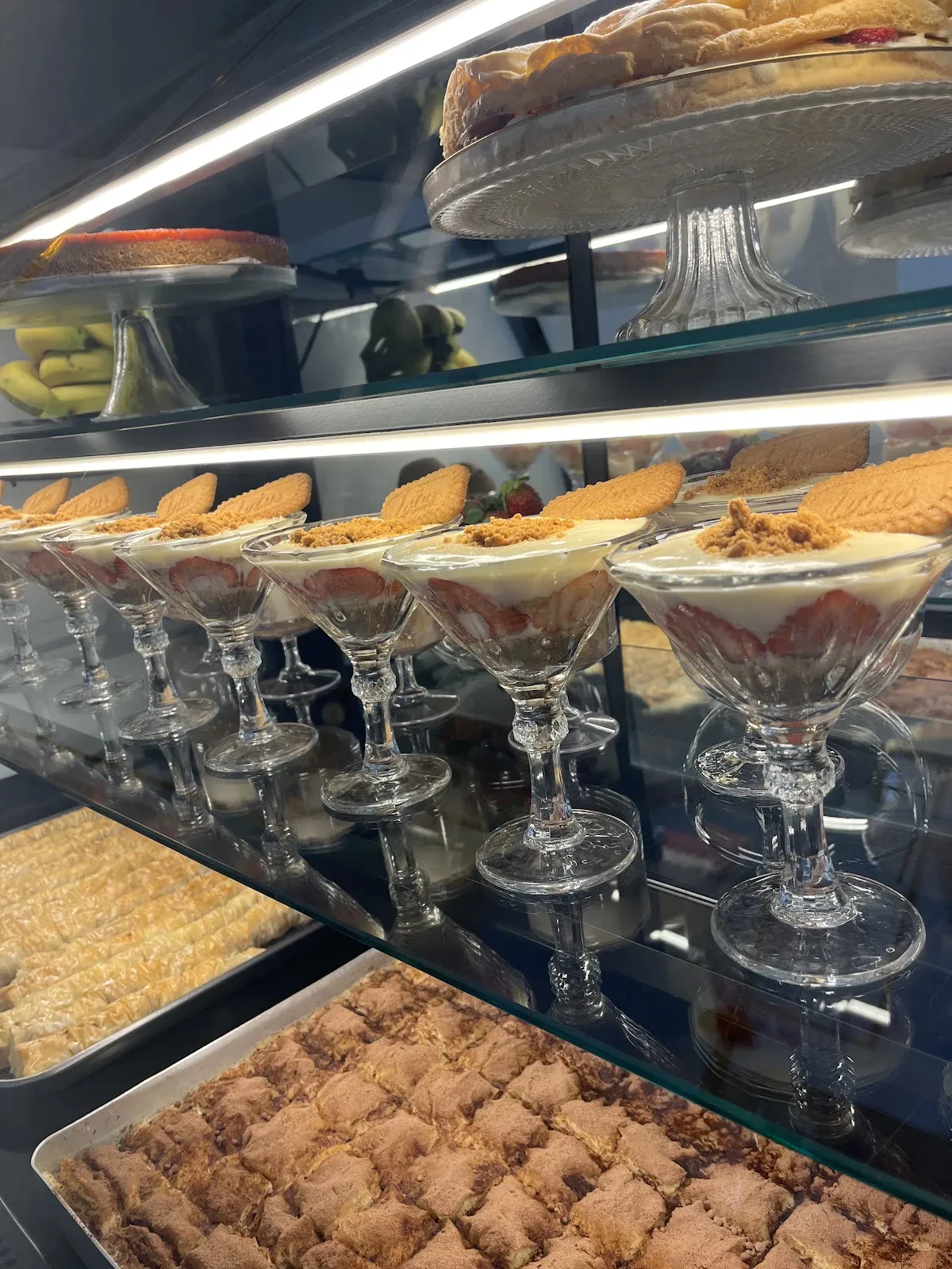 Glow Patisserie