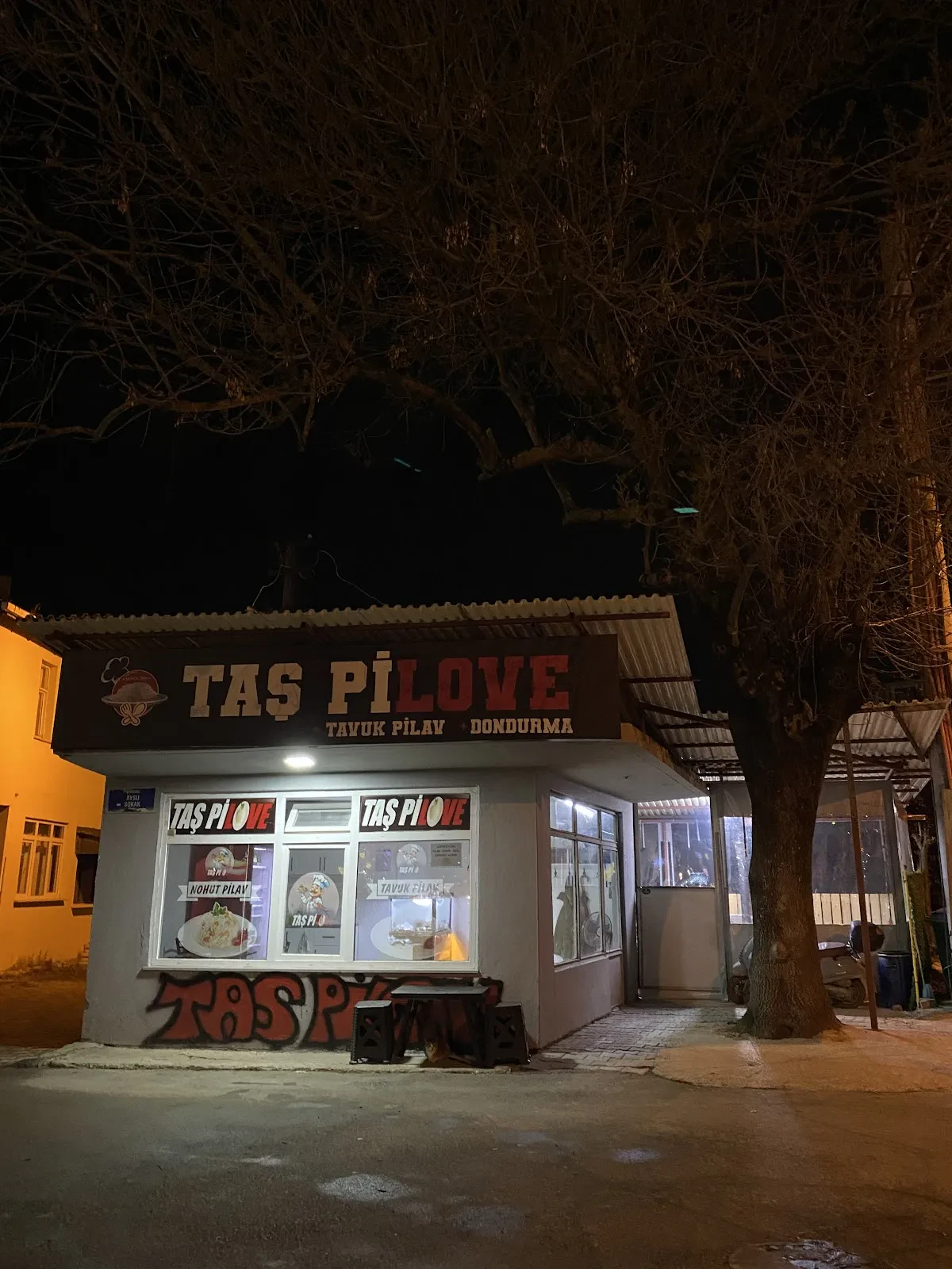 TAŞ PİLOVE