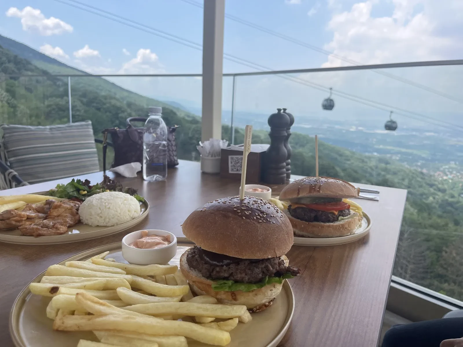 Zevahir 360 Bistro Cafe / Restaurant fotoğraf 2