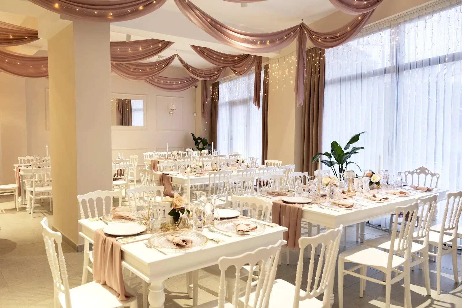 Soft Davet Evi